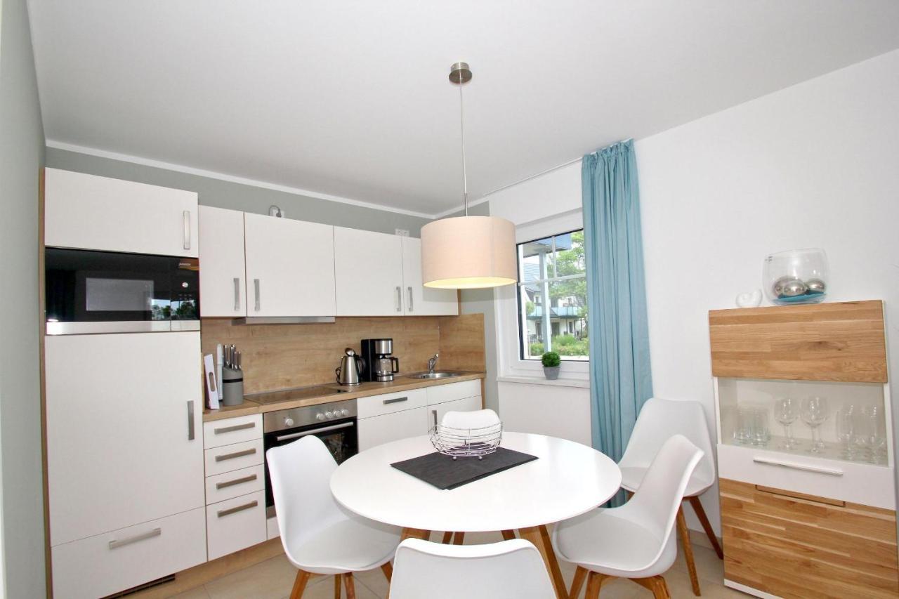 Strandresort Rex Rugia Haus 11 - FeWo 03, inklusive Sauna und Schwimmbadnutzung im AHOI Sellin Lobbe Exterior foto