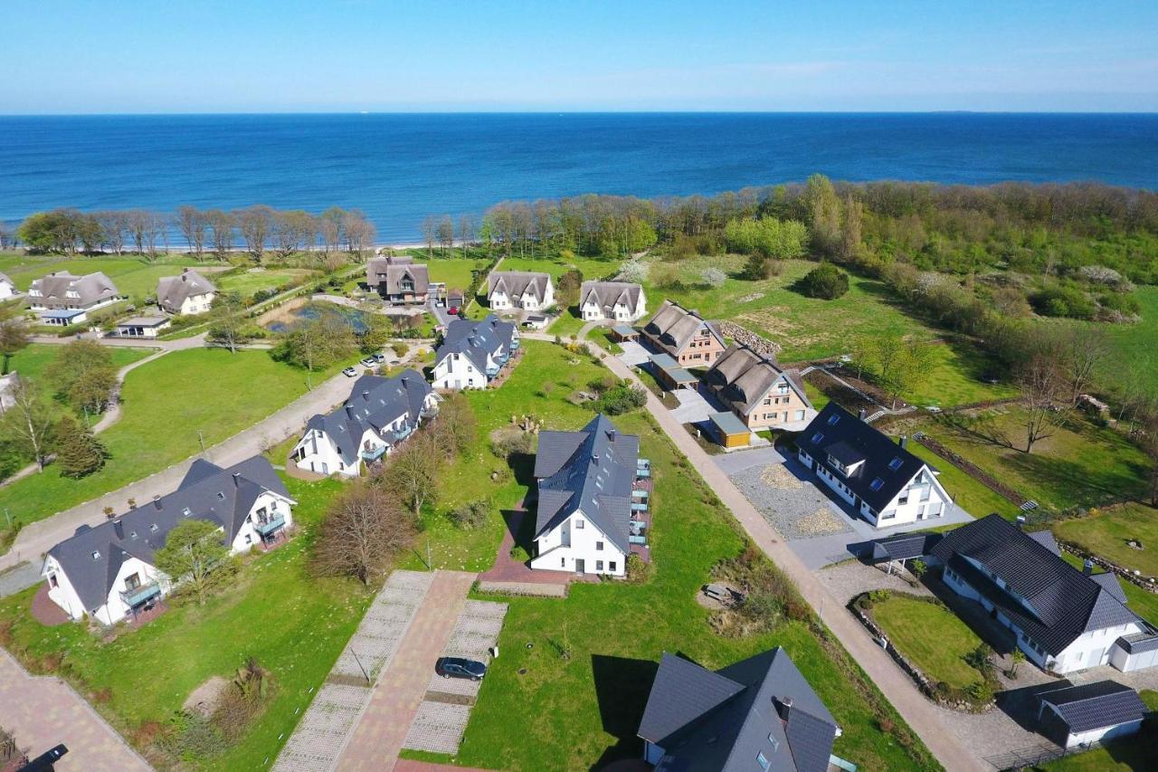 Strandresort Rex Rugia Haus 11 - FeWo 03, inklusive Sauna und Schwimmbadnutzung im AHOI Sellin Lobbe Exterior foto