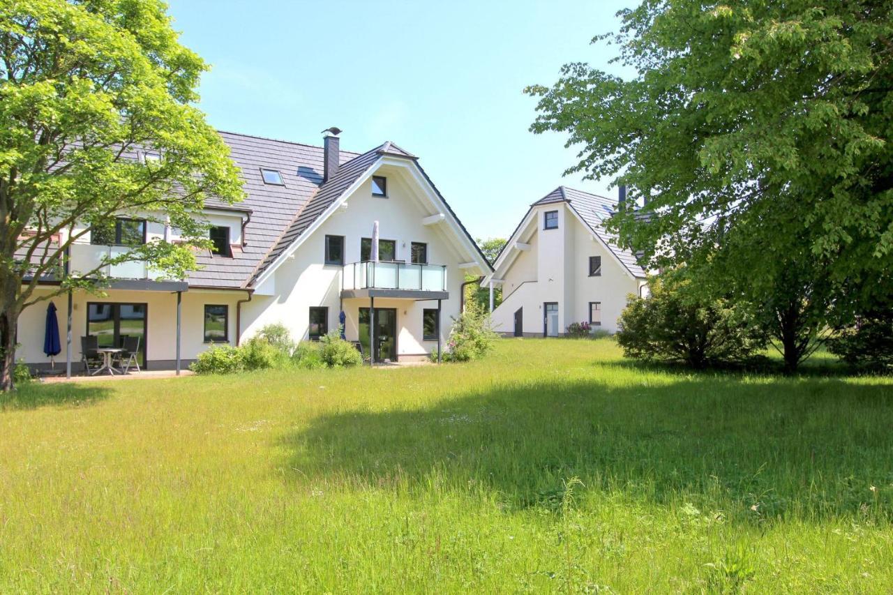 Strandresort Rex Rugia Haus 11 - FeWo 03, inklusive Sauna und Schwimmbadnutzung im AHOI Sellin Lobbe Exterior foto
